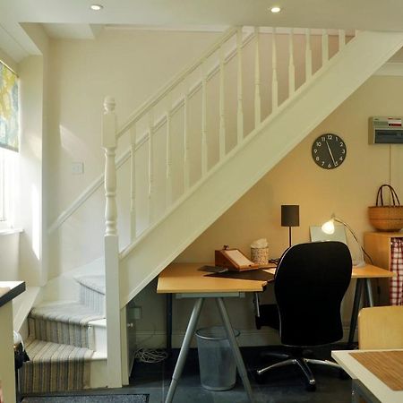 Villa Immaculate Quiet Coach House In Garden Birmingham Extérieur photo