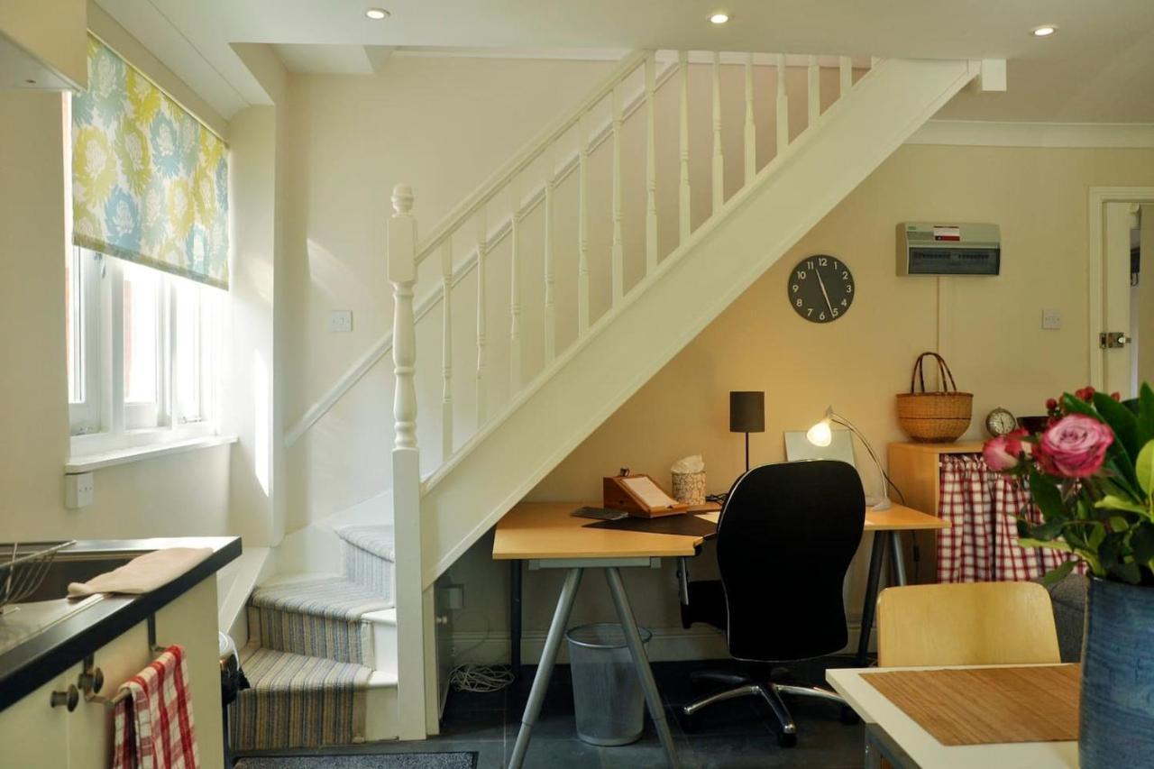 Villa Immaculate Quiet Coach House In Garden Birmingham Extérieur photo